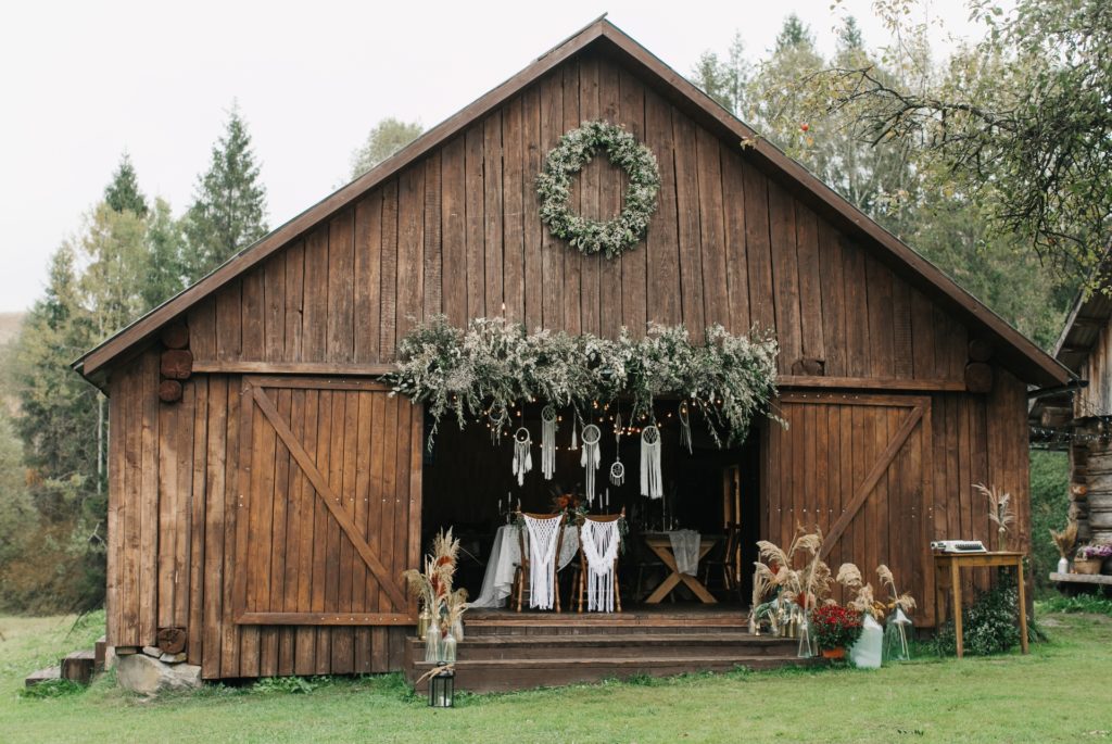 Rustic barn venue for country wedding