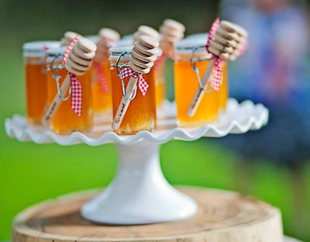 unique wedding favor ideas