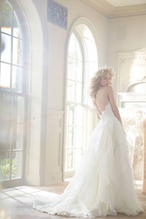 wedding dress shopping dos and donts