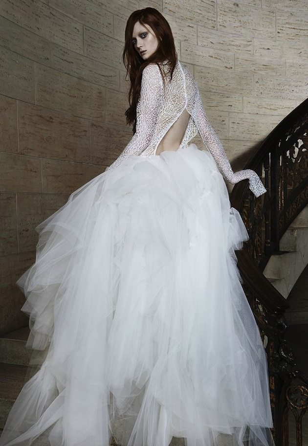 Vera-Wang-wedding-dress-collection-Spring-2015-Bridal-Musings-Wedding-Blog-17