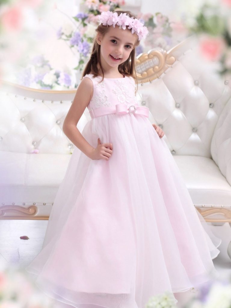 Pink, Puffy Flower Girl Dresses For Your Little Pal