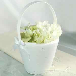 Ideas that will help you pick the appropriate flower girls' basket