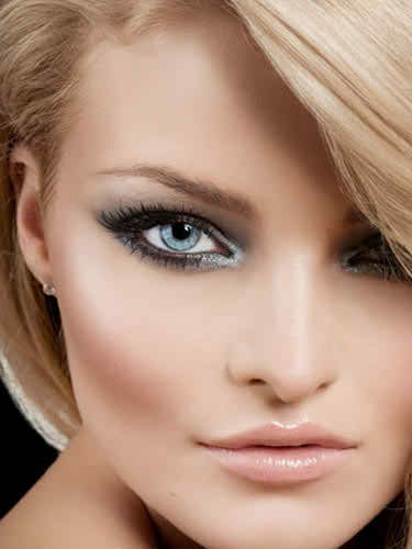 Makeup for blue eyed brides