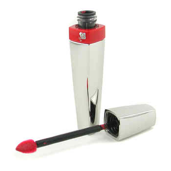 Obtain perfect red lips for your wedding day