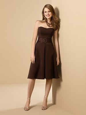Bridesmaid dress with sweetheart neckline