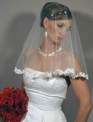 The bridal veil must match the shape of your face