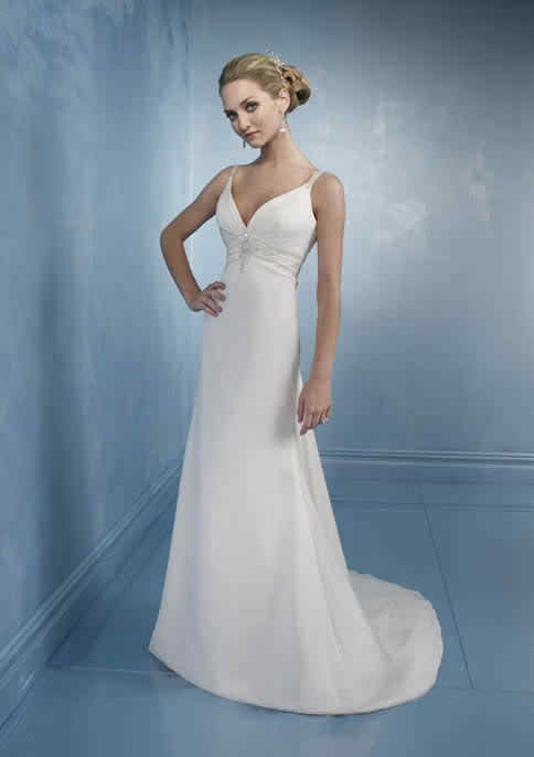 The right bridal gown for my wedding reception