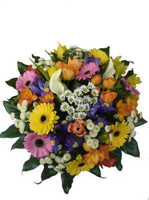 bridal bouquets and wedding flower arrangements