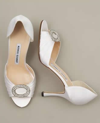 bride's shoes 1
