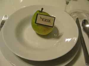 cheap and exquisite table cards4