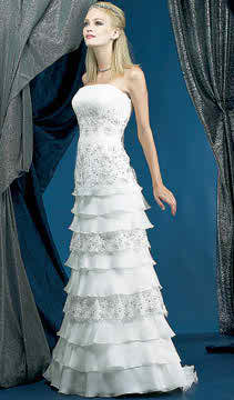 Strapless wedding dress
