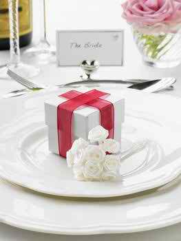 simple-and-elegant-table-cards-for-weddings3