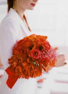 wedding-bouquets-in-lively-colors4