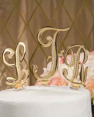 Wedding cake initials