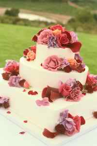 wedding-cakes-with-flowers