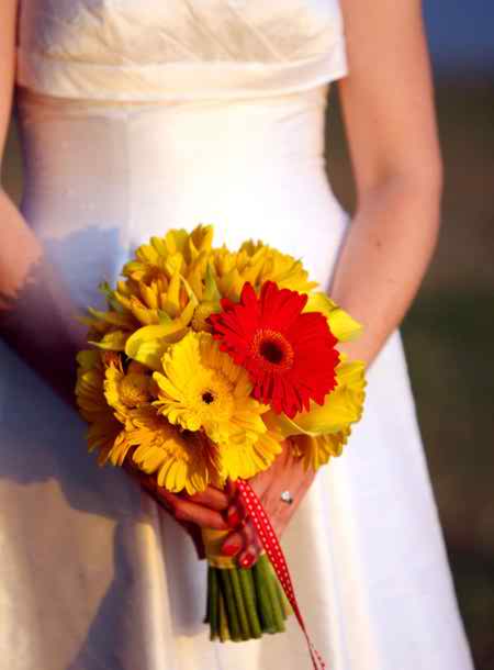 yellow bridal bouquets 4