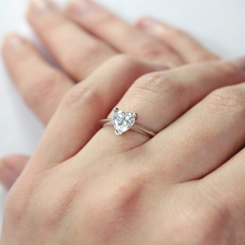 Heart-Shaped Engagement Rings We're Swooning Over ...