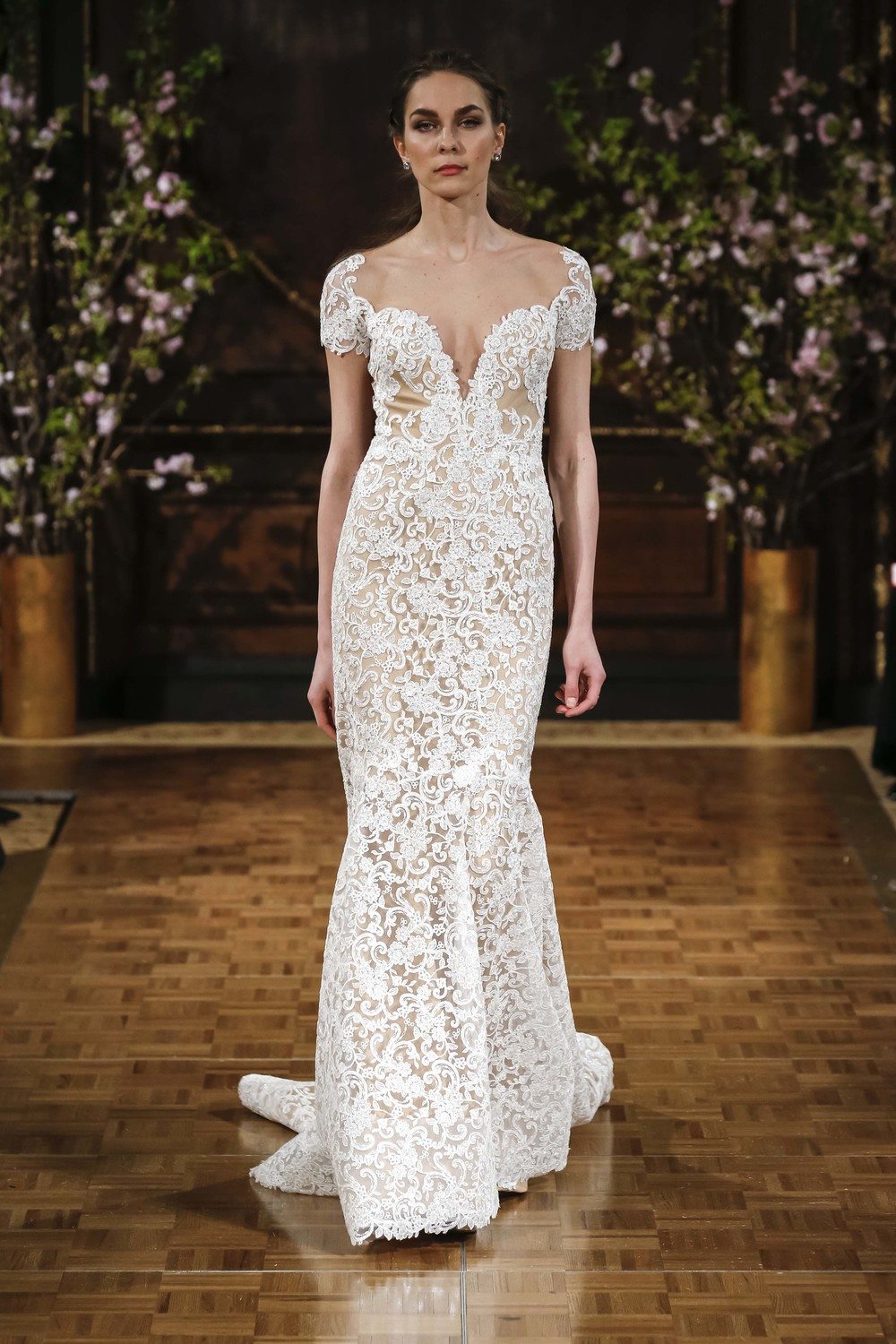 Gorgeous Isabelle Armstrong Wedding Gowns From the Spring 2017 ...