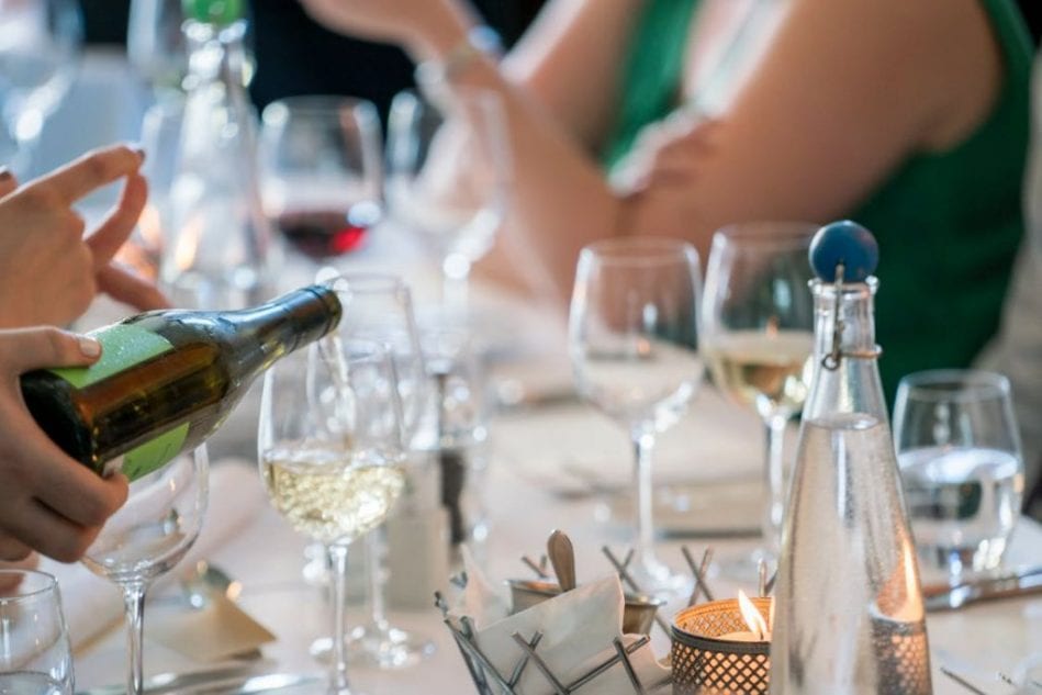 The Importance Of An Open Bar At Your Wedding
