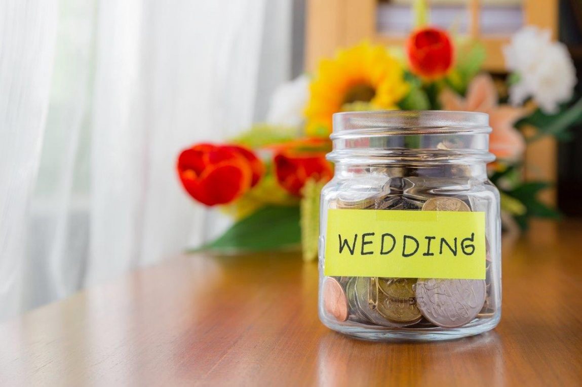 wedding saving tips