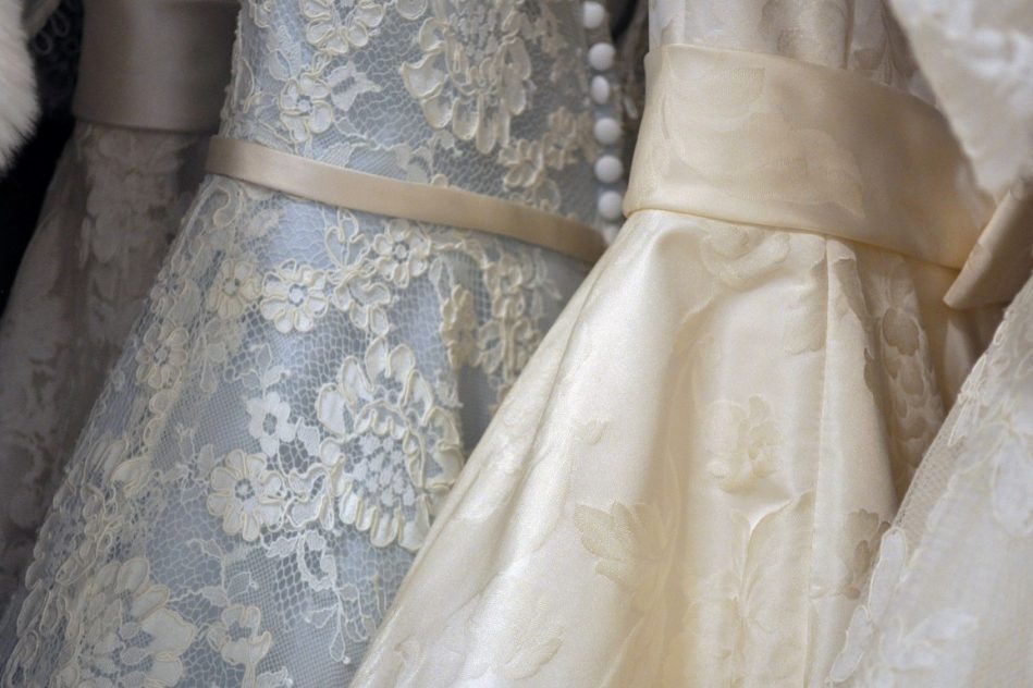 Why More Brides Are Looking at Used Wedding Dresses (& Why it Makes More Sense Now Than Ever)