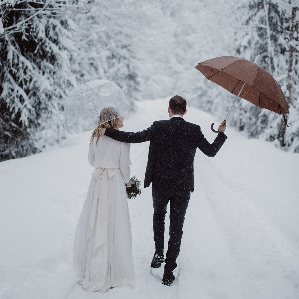 snow wedding day photo