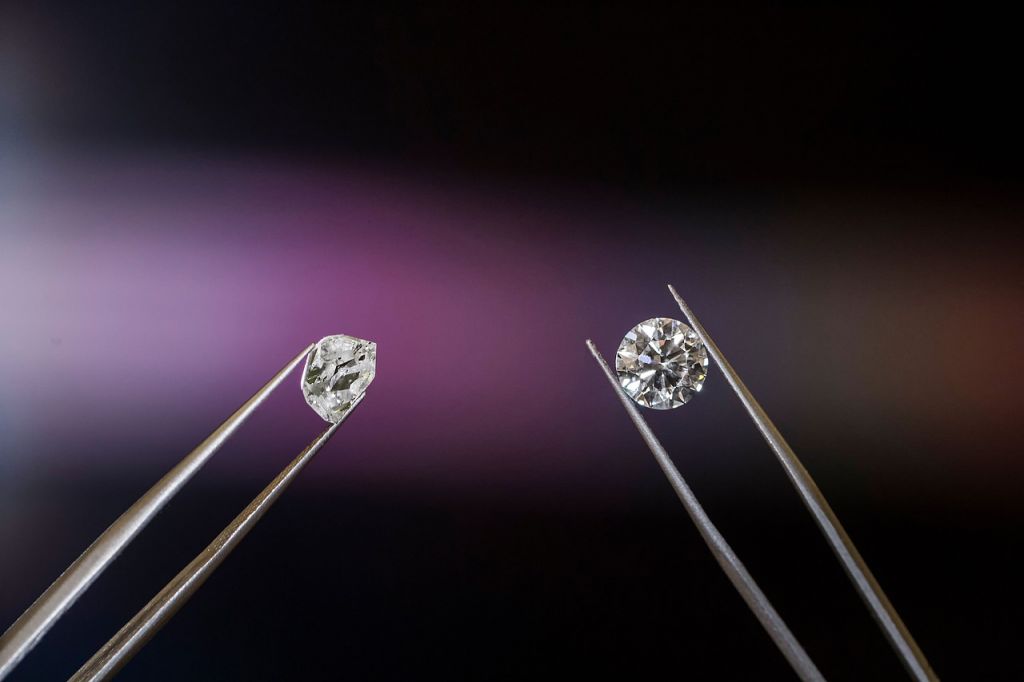 What are artisan or lab grown diamonds?